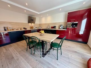  Maison � vendre 10 pi�ces 264 m�