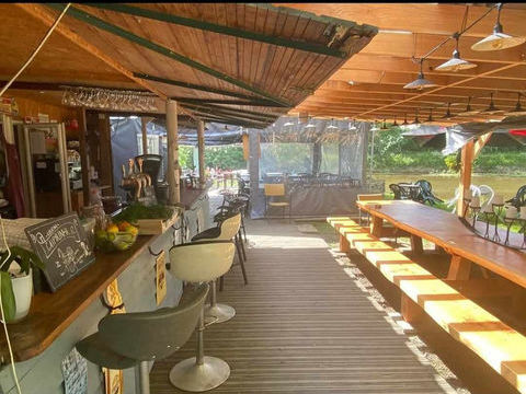 &Agrave; vendre : Fonds de commerce guinguette au bord de l eau 108000 35000 Rennes