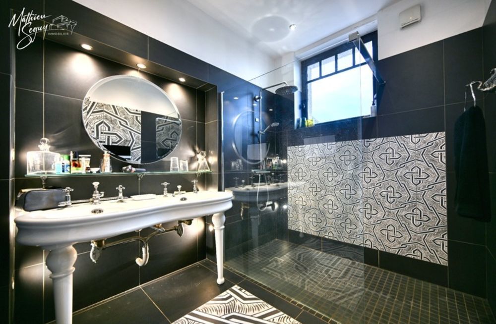 � vendre  Propri�t�/ch�teau Chazelles-sur-Lyon (42140)