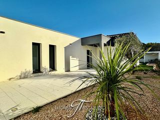  Maison � vendre 5 pi�ces 175 m�