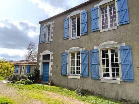   Maison bourgeoise Divatte Sur Loire 7 pi�ces 234 m2 Maison - 7 pi�ce(s) - 234 m�