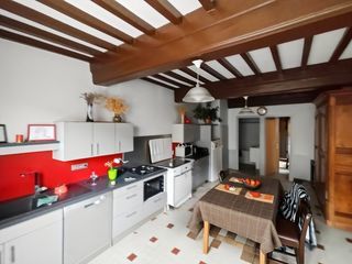  Ferme � vendre 10 pi�ces 234 m�