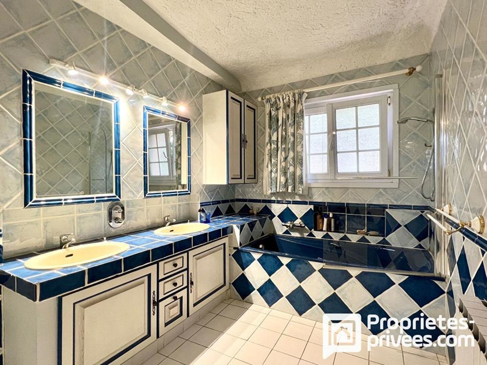 � vendre  Maison Fayence (83440)