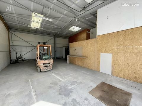 Local d'activit&eacute; 100m2 stockage + 50m2 bureau 1250 60300 Senlis