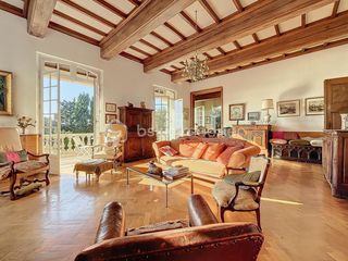  Maison � vendre 10 pi�ces 280 m�