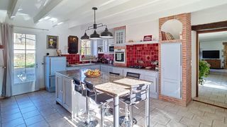  Maison � vendre 8 pi�ces 219 m�