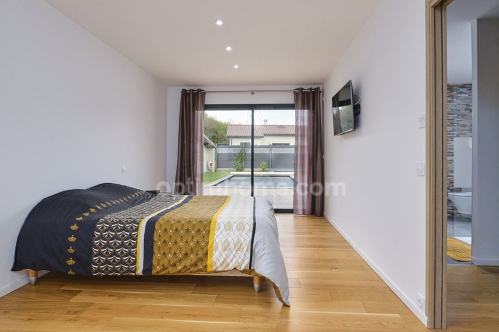 � vendre  Villa Vienne (38200)