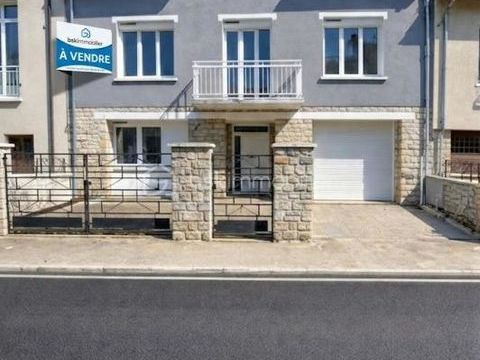   Maison avec jardin Maison - 9 pi�ce(s) - 190 m�