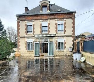  Propri�t�/ch�teau � vendre 5 pi�ces 142 m�