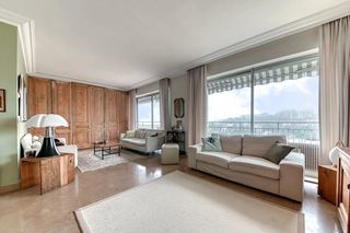  Appartement � vendre 8 pi�ces 155 m�