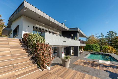  Villa � vendre 7 pi�ces 300 m�