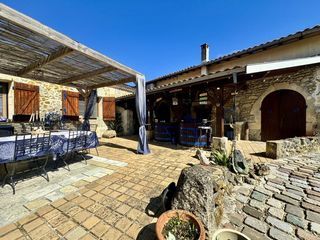  Maison � vendre 8 pi�ces 260 m�