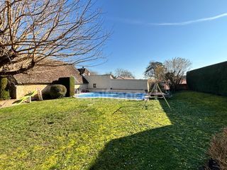  Maison � vendre 10 pi�ces 304 m�