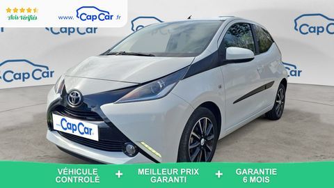 Toyota Aygo 1.0 VVT-i 69 X-Play - Premi&egrave;re main 2015 occasion Boutiers Saint Trojan 16100