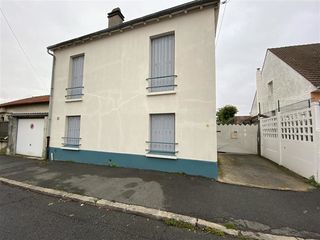  Immeuble � vendre 1800 m�