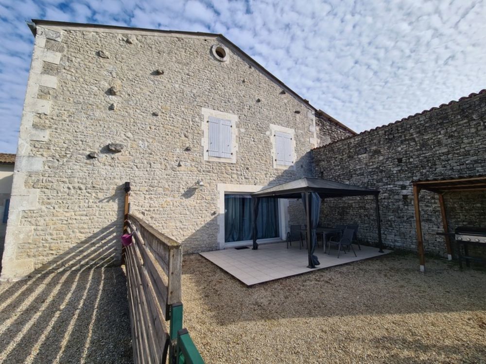 � vendre  Propri�t�/ch�teau Jarnac (16200)