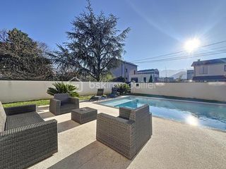  Maison � vendre 7 pi�ces 180 m�