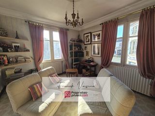  Maison � vendre 8 pi�ces 321 m�