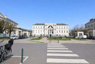  Appartement � vendre 5 pi�ces 231 m�