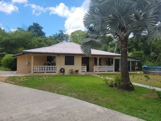  Maison � vendre 4 pi�ces 180 m�