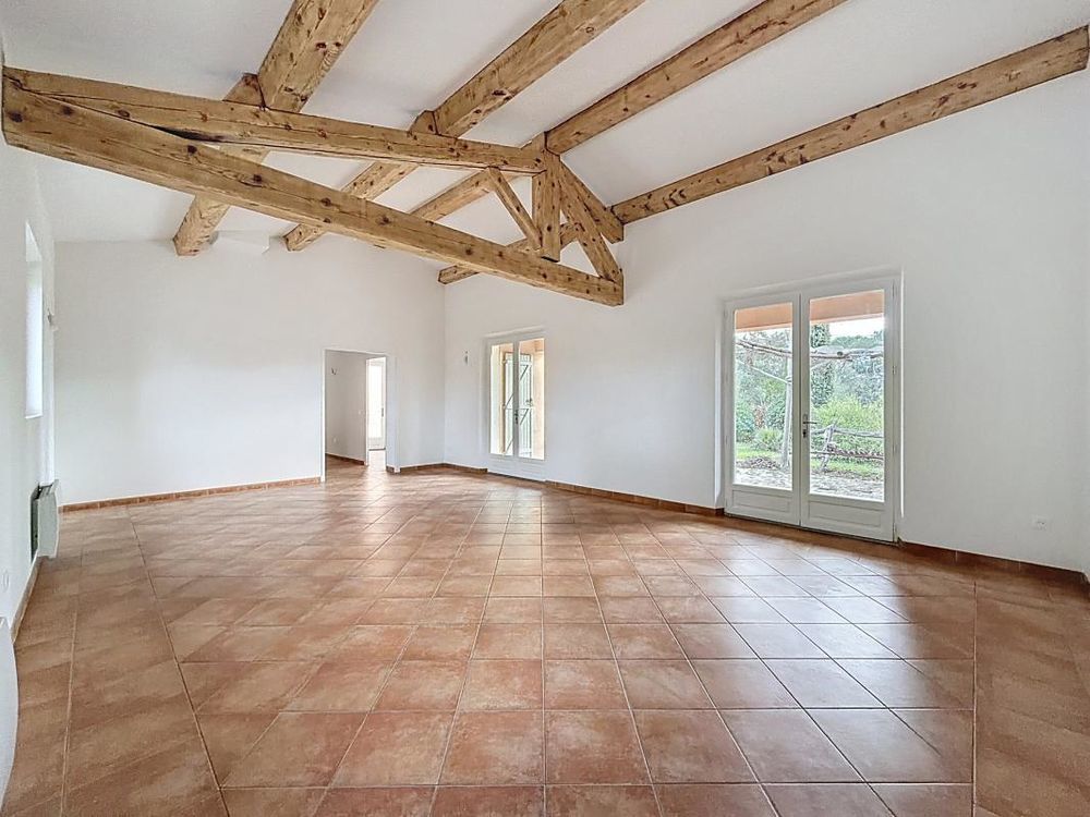 � vendre  Villa Roquebrune-sur-Argens (83520)