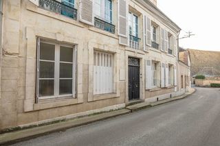  Maison � vendre 8 pi�ces 229 m�