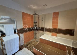  Propri�t�/ch�teau � vendre 8 pi�ces 260 m�