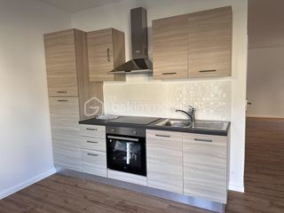  Maison � vendre 15 + pi�ces 827 m�