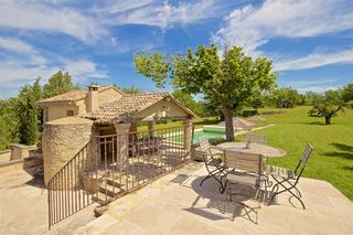  Propri�t�/ch�teau � vendre 8 pi�ces 220 m�