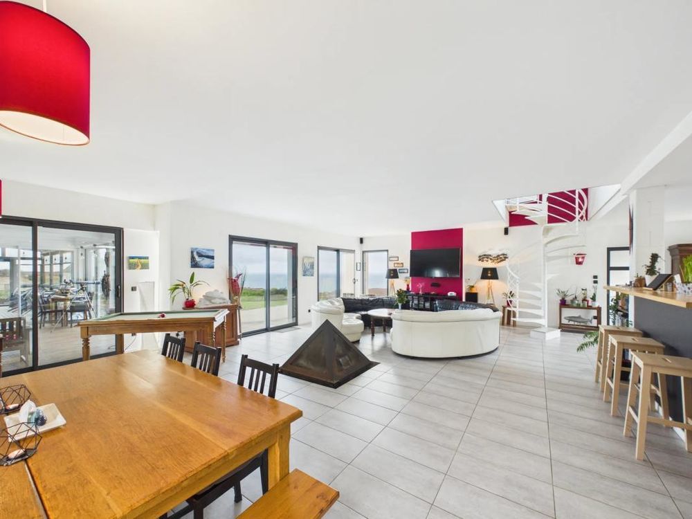 � vendre  Maison Plogoff (29770)