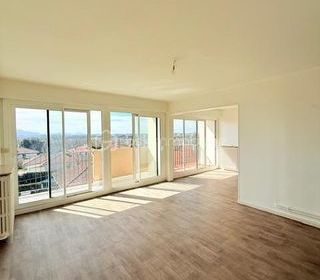  Appartement � vendre 5 pi�ces 82 m�