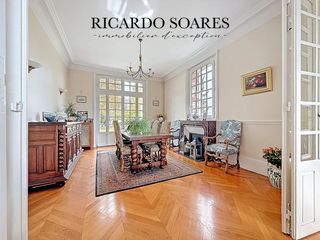  Propri�t�/ch�teau � vendre 10 pi�ces 219 m�