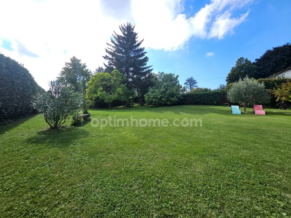 � vendre  Propri�t�/ch�teau Montanay (69250)