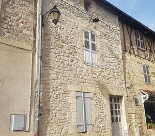  Immeuble � vendre 3 pi�ces 145 m�