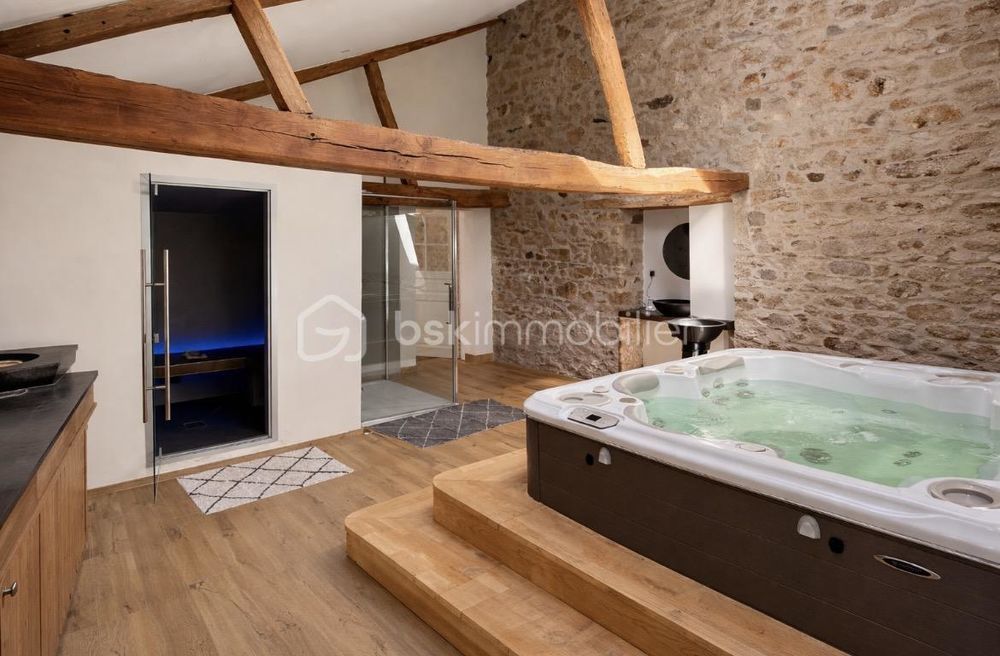 � vendre  Propri�t�/ch�teau Cholet (49300)