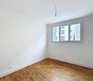  Appartement � louer 4 pi�ces 75 m�