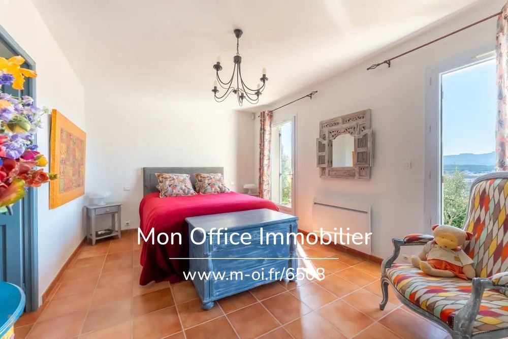 � vendre  Maison Meyreuil (13590)