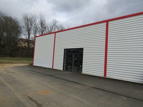 Local commercial refait &agrave; neuf de 465m&sup2; 2500 24200 Sarlat la caneda