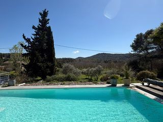  Maison � vendre 7 pi�ces 242 m�