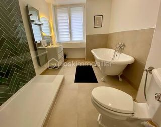  Immeuble � vendre 6 pi�ces 260 m�