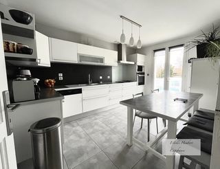  Maison � vendre 7 pi�ces 144 m�