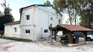  Propri�t�/ch�teau � vendre 6 pi�ces 135 m�