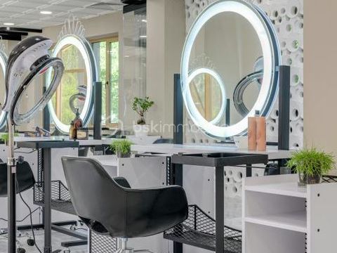 SALON DE COIFFURE 133200 14390 Cabourg