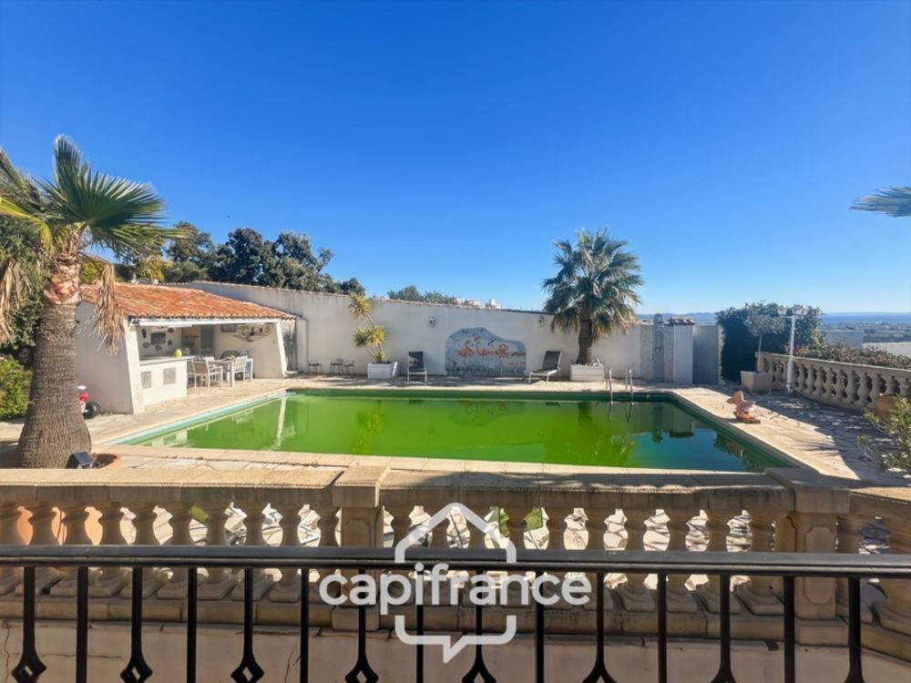 � vendre  Villa Hy�res (83400)