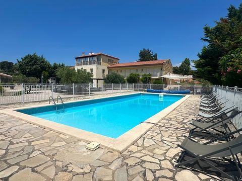 Var (83), &agrave; vendre FDC MURS, secteur Le Castellet, H&ocirc;tel Bureau 21 Chambres, CA 230KE 1852000 83330 Le castellet