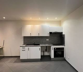  Maison � louer 2 pi�ces 52 m� Cabries