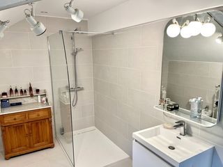  Propri�t�/ch�teau � vendre 8 pi�ces 187 m�