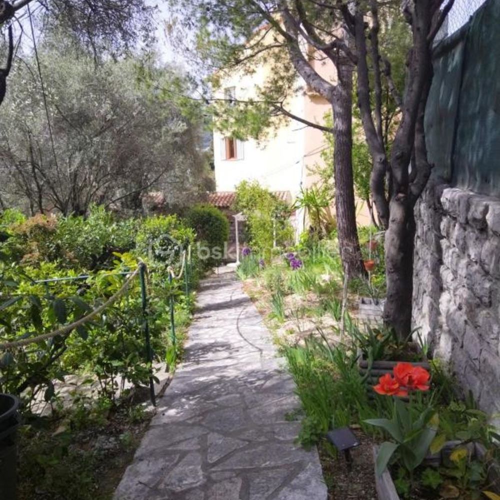 � vendre  Maison Grasse (06130)