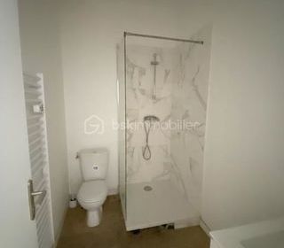  Immeuble � vendre 10 pi�ces 165 m�