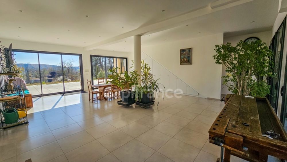 � vendre  Propri�t�/ch�teau Le Val-Saint-Germain (91530)